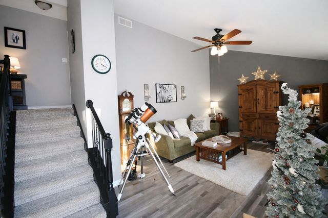 26049 S White Oak Trail, Channahon, IL 60410