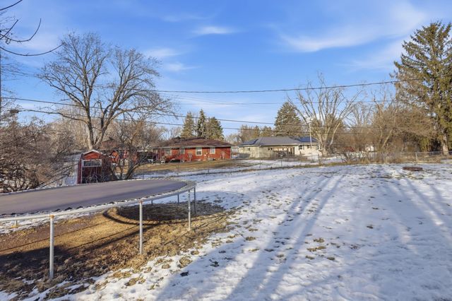 6800 68th Avenue N, Brooklyn Park, MN 55428