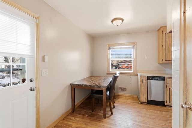 6800 68th Avenue N, Brooklyn Park, MN 55428