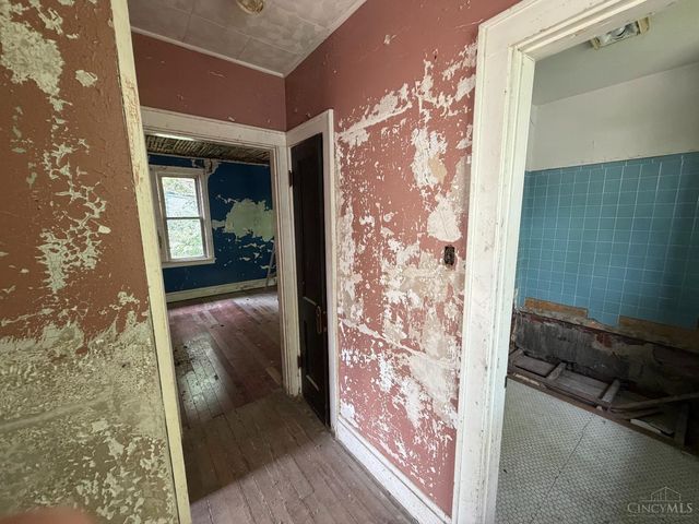660 Steiner Avenue, Cincinnati, OH 45204