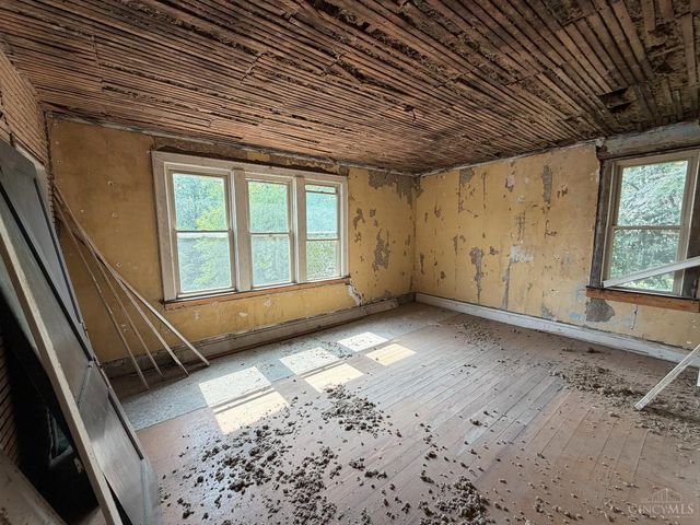 660 Steiner Avenue, Cincinnati, OH 45204