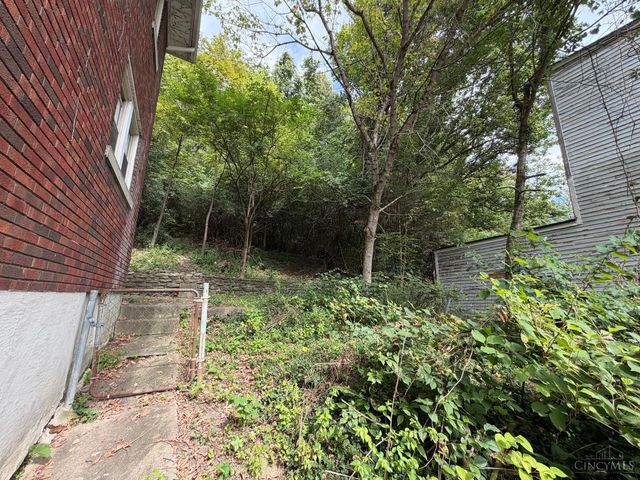 660 Steiner Avenue, Cincinnati, OH 45204