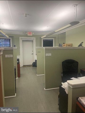 1608 SPRUCE ST, Philadelphia, PA 19103