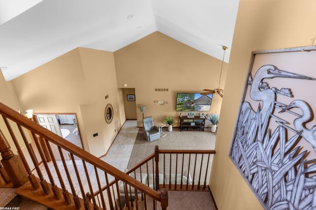 44325 Meadowlake Drive, Sterling Heights, MI 48313