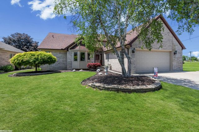 44325 Meadowlake Drive, Sterling Heights, MI 48313