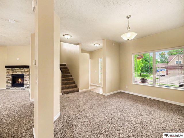 2005 Oriole Drive, Bellevue, NE 68123