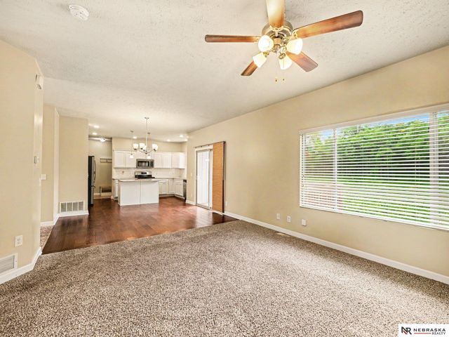 2005 Oriole Drive, Bellevue, NE 68123
