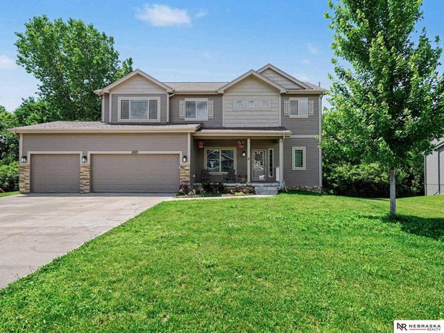 2005 Oriole Drive, Bellevue, NE 68123