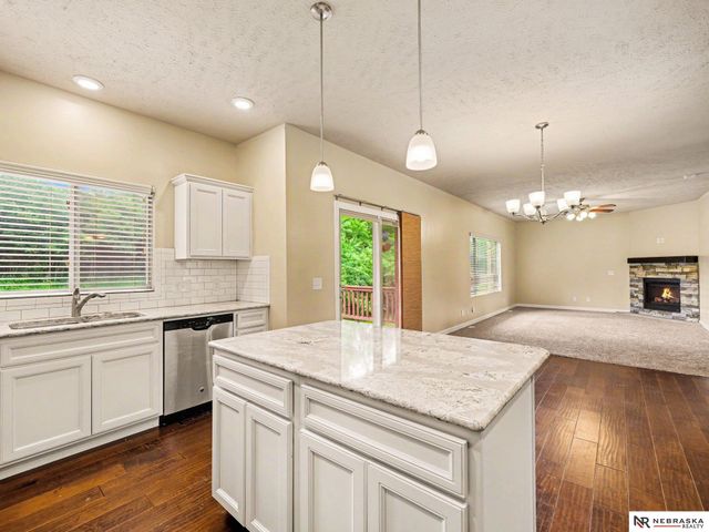 2005 Oriole Drive, Bellevue, NE 68123