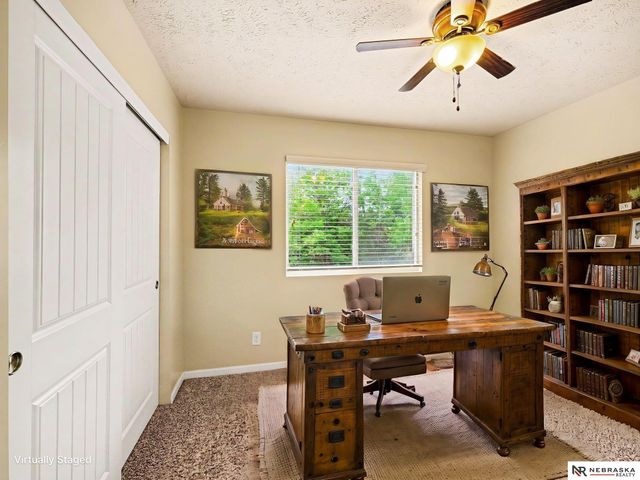 2005 Oriole Drive, Bellevue, NE 68123
