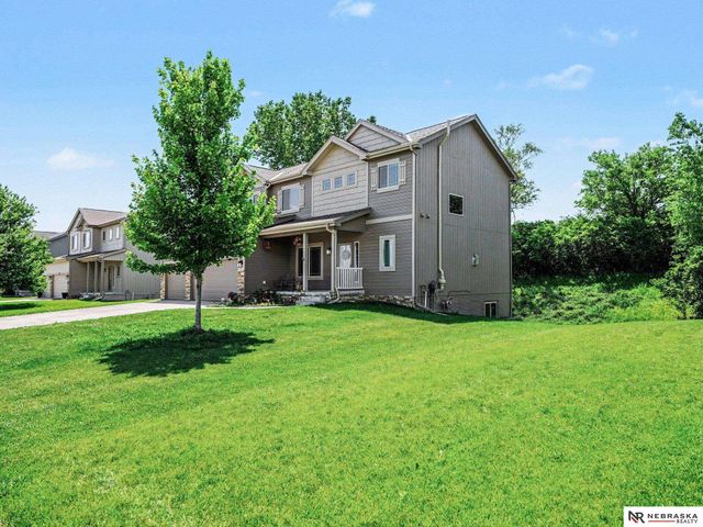 2005 Oriole Drive, Bellevue, NE 68123