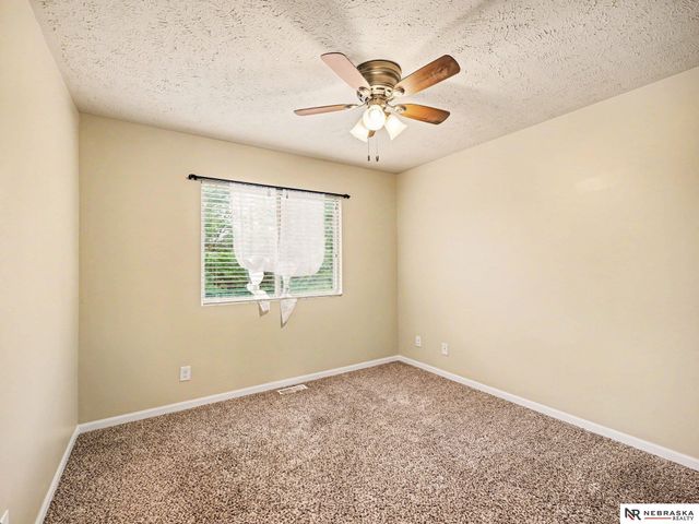 2005 Oriole Drive, Bellevue, NE 68123