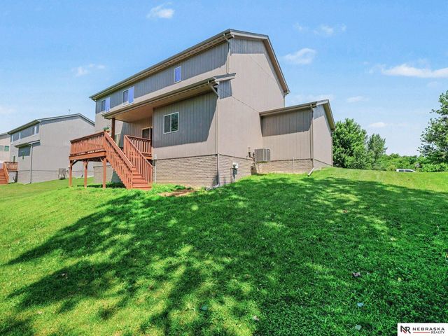 2005 Oriole Drive, Bellevue, NE 68123