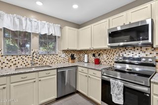 3048 E MICHELLE Way, Gilbert, AZ 85234