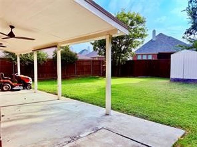 700 Auburndale Drive, Euless, TX 76040