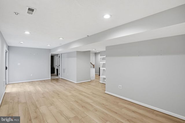 5710 RIDGEDALE DR, Woodbridge, VA 22193