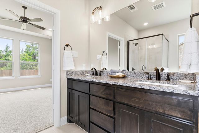 2106 Briarwood Drive, Bridgeport, TX 76426