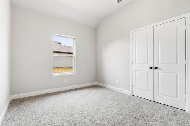 2106 Briarwood Drive, Bridgeport, TX 76426