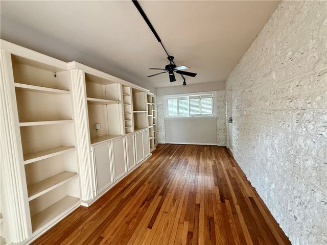 116 Del Mar Blvd, Corpus Christi, TX 78404