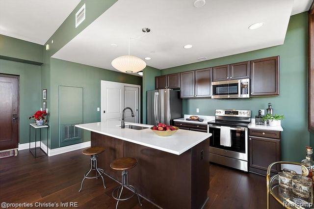 1 Park Avenue 1309, Detroit, MI 48226