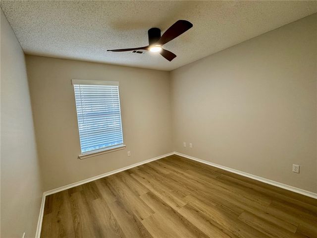 3439 W Yale Street, Fayetteville, AR 72704