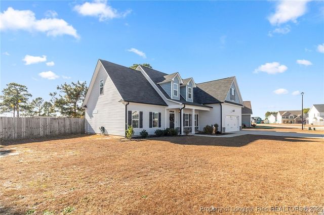 455 Weston Woods Street, Raeford, NC 28376