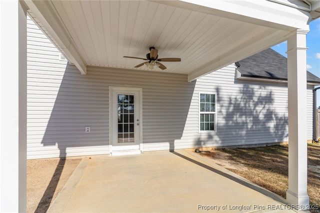 455 Weston Woods Street, Raeford, NC 28376