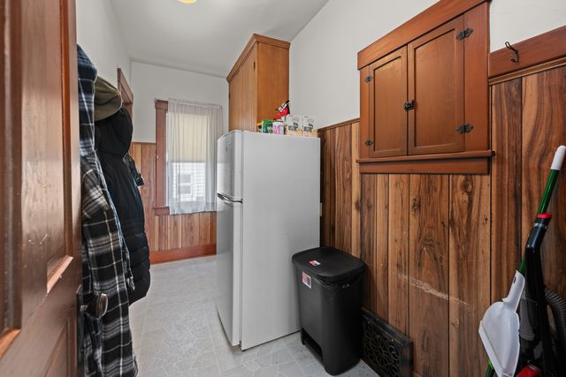 225 E Wells Street, Geneseo, IL 61254