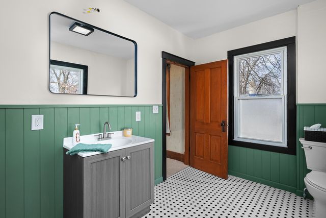 225 E Wells Street, Geneseo, IL 61254