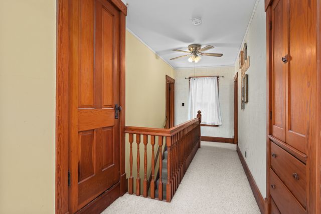 225 E Wells Street, Geneseo, IL 61254