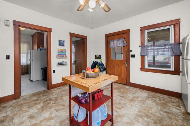 225 E Wells Street, Geneseo, IL 61254