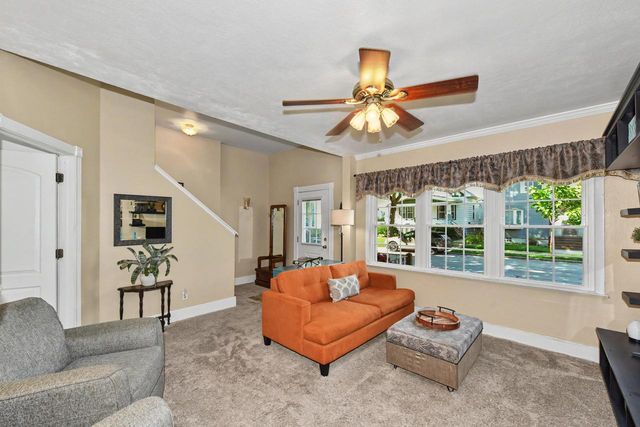 209 E Montana STREET, Milwaukee, WI 53207