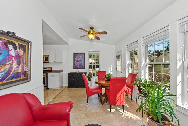 209 E Montana STREET, Milwaukee, WI 53207