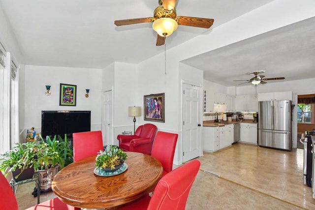 209 E Montana STREET, Milwaukee, WI 53207