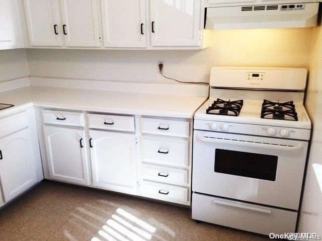 2 Anchorage Lane 4B, Oyster Bay, NY 11771