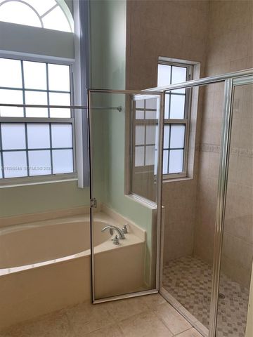 7116 W Pinecreek Way, Coconut Creek, FL 33073