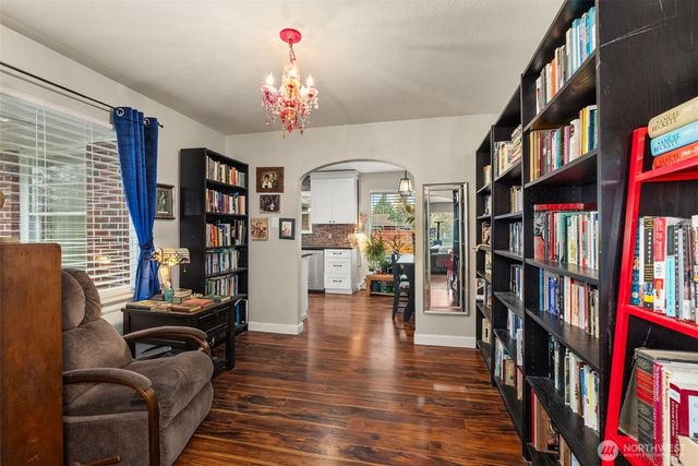 809 K St, Centralia, WA 98531