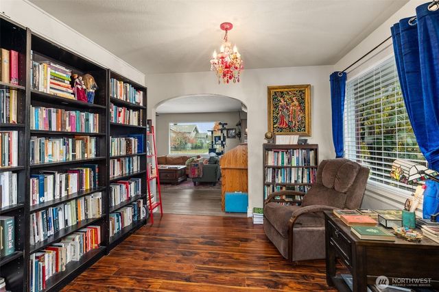 809 K St, Centralia, WA 98531