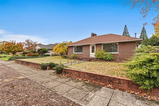 809 K St, Centralia, WA 98531