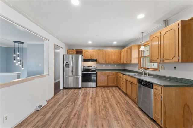 101 W Insley Avenue, Bonner Springs, KS 66012
