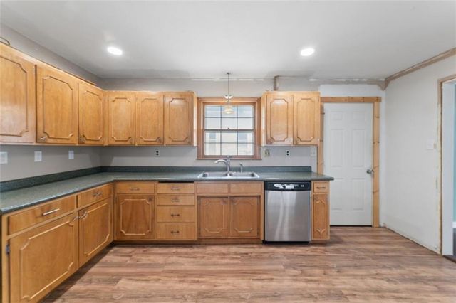 101 W Insley Avenue, Bonner Springs, KS 66012