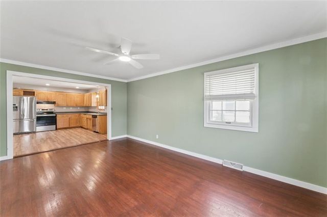 101 W Insley Avenue, Bonner Springs, KS 66012