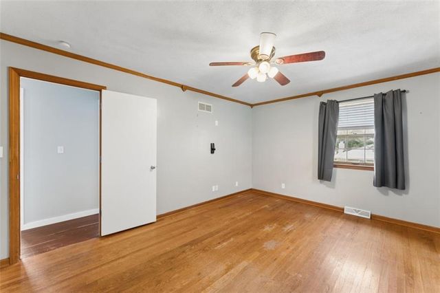 101 W Insley Avenue, Bonner Springs, KS 66012