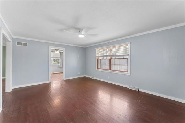 101 W Insley Avenue, Bonner Springs, KS 66012