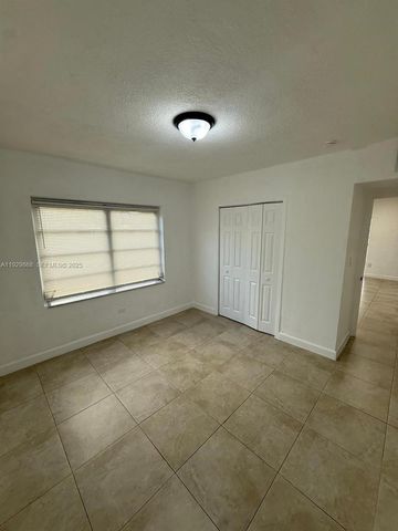 621 E 13th St, Hialeah, FL 33010