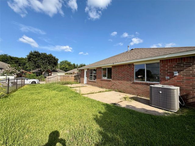13706 Audra Lane, Houston, TX 77083