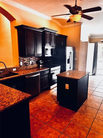 14996 HIDDEN OAKS CIRCLE, Clearwater, FL 33764