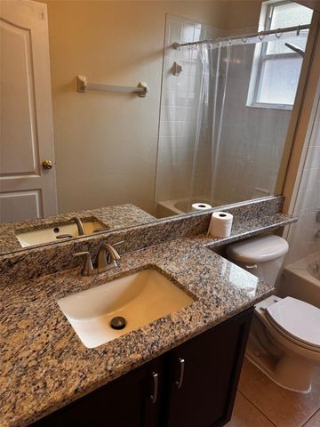 14996 HIDDEN OAKS CIRCLE, Clearwater, FL 33764