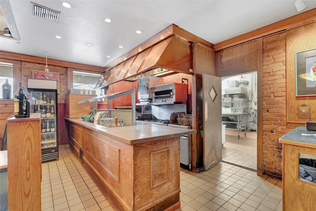 201 W Railroad Street, Missoula, MT 59802 photo 25