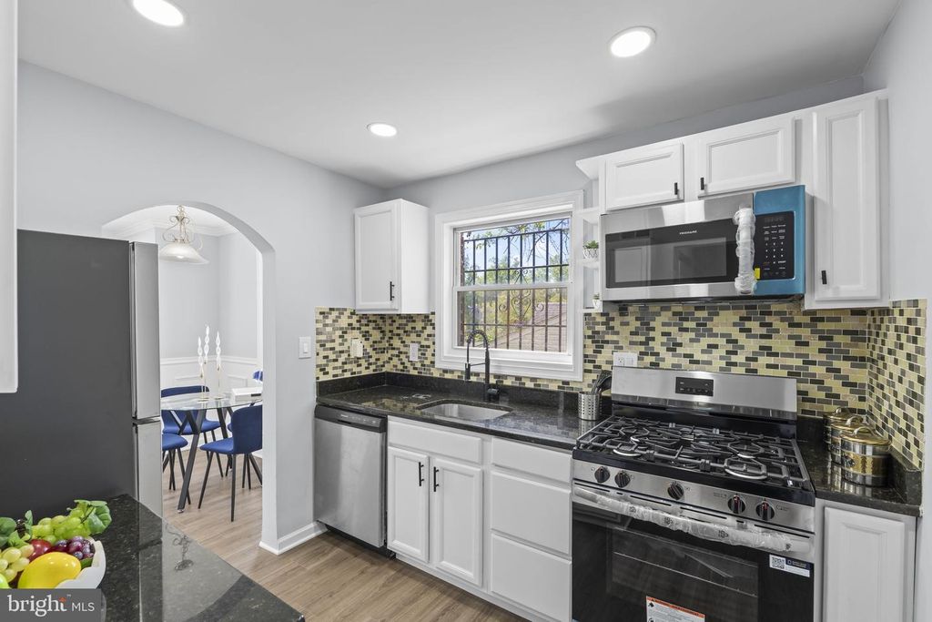 Image 11 of property listing at 5414 TAUSSIG RD, Bladensburg, MD 20710